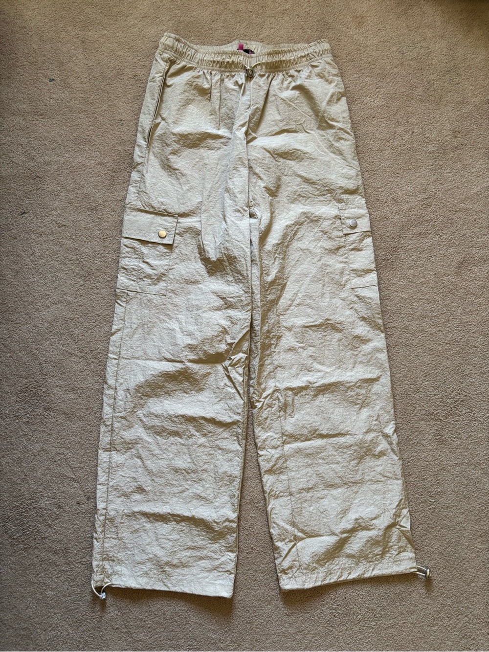 Edikted Women’s Parachute Pants in Light Beige